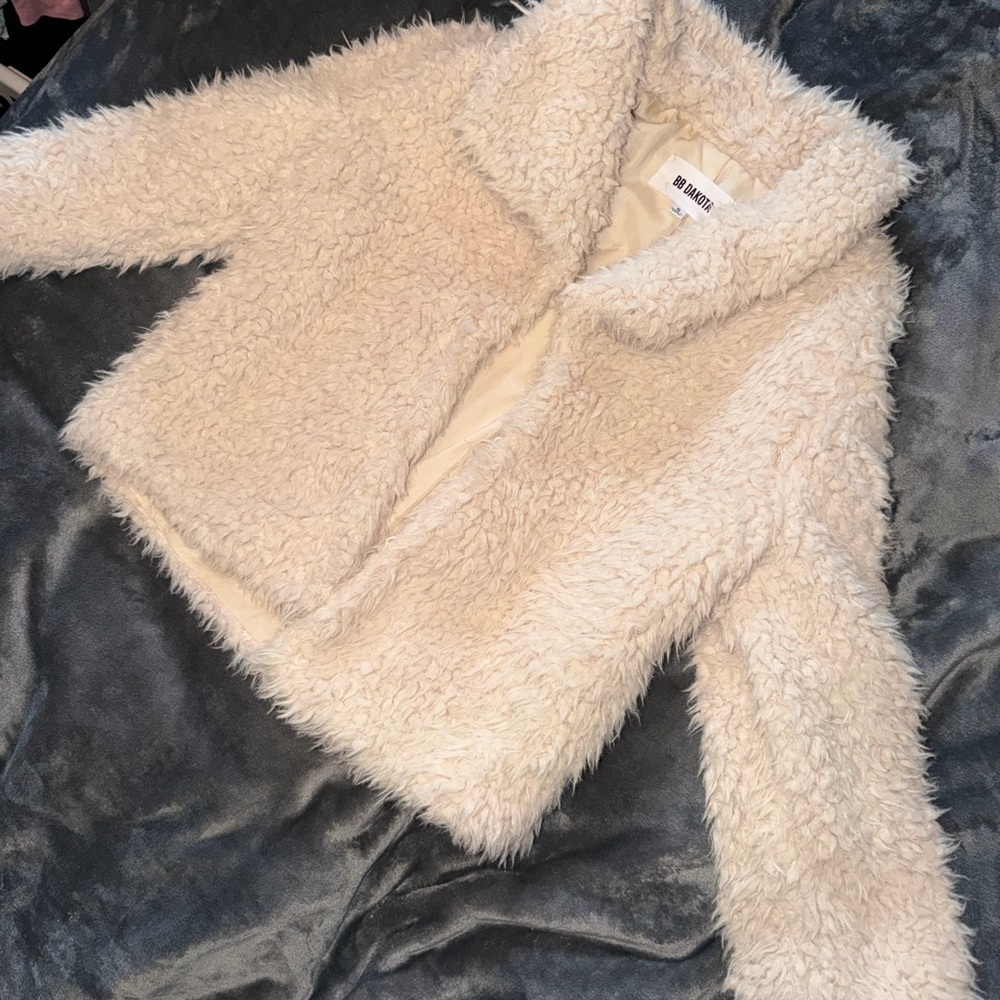BB Dakota Cream Fuzzy teddy jacket